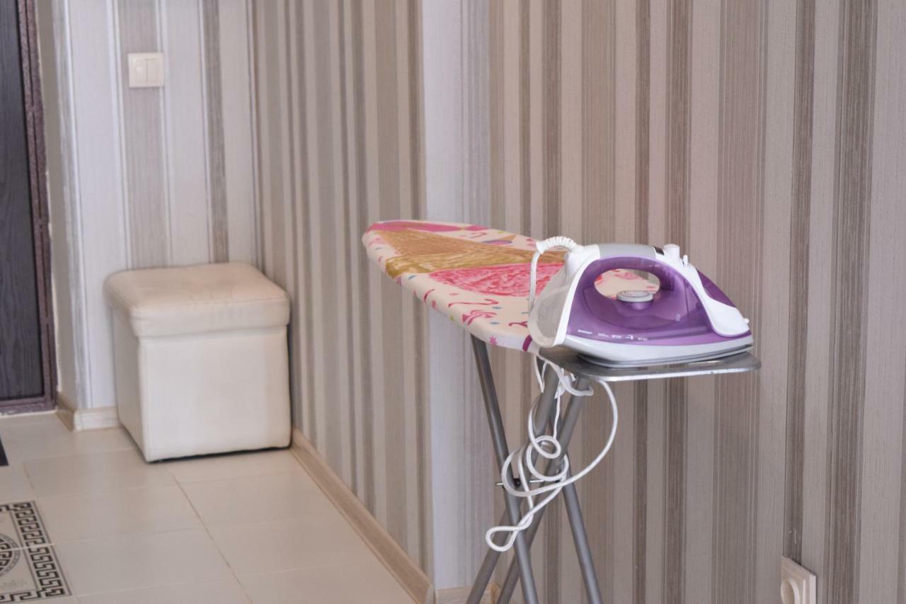 Apartment With Good View In The Center บิชเคก ภายนอก รูปภาพ