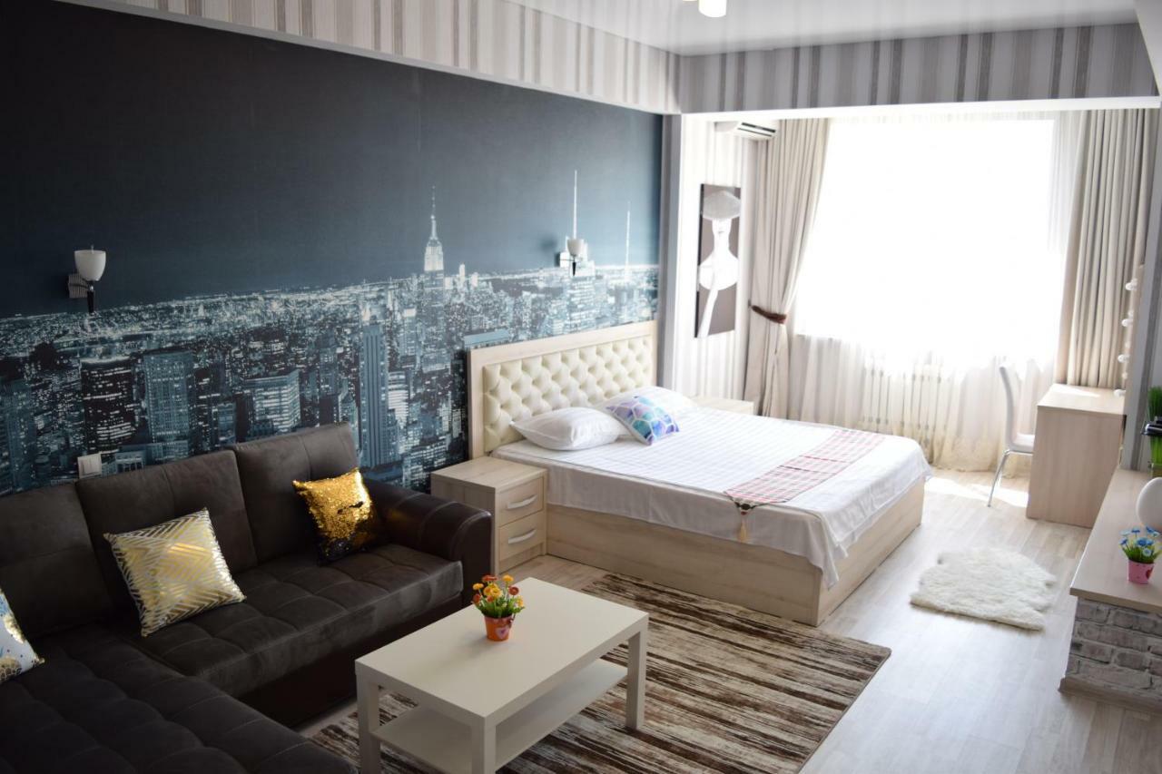 Apartment With Good View In The Center บิชเคก ภายนอก รูปภาพ